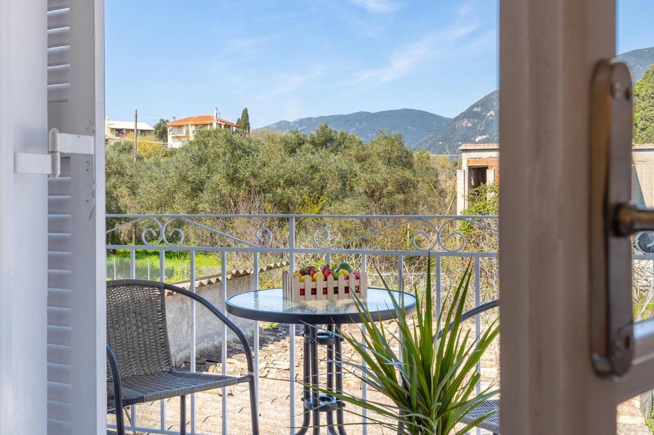 Albatross Apartments By Konnect, Ipsos Corfu Екстериор снимка
